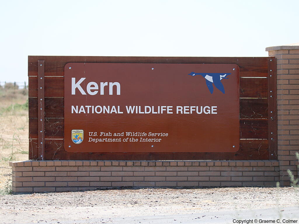 Kern National Wildlife Refuge - Entrance