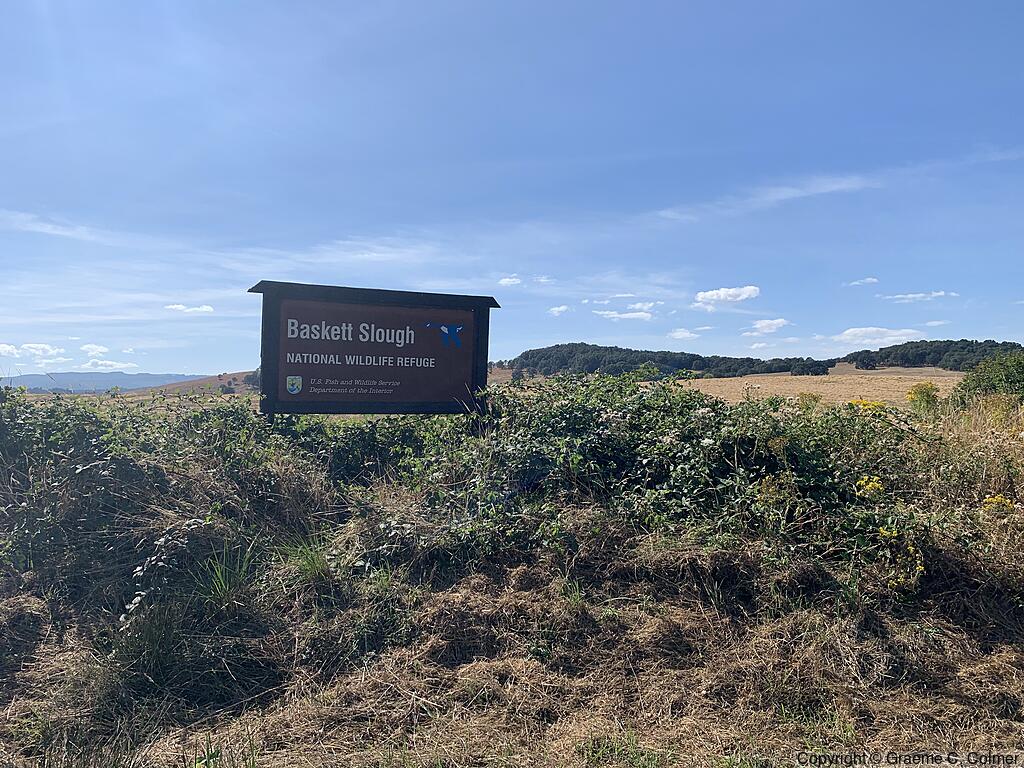 Baskett Slough National Wildlife Refuge - Entrance