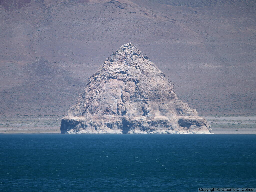 Pyramid Lake - The pyramid shaped tufa