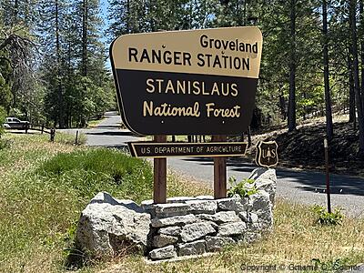 Stanislaus National Forest - Groveland Ranger Station