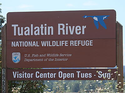 Tualatin River National Wildlife Refuge - Entrance